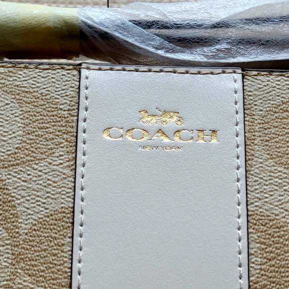 Coach Corner Zip Wristlet in Signature Canvas - Picture 8 of 9
